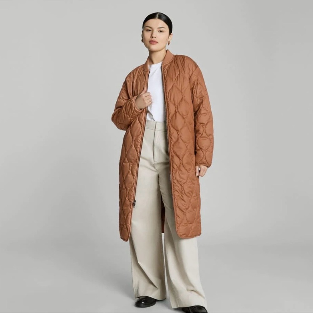 Everlane Women's renew quilted liner jacket